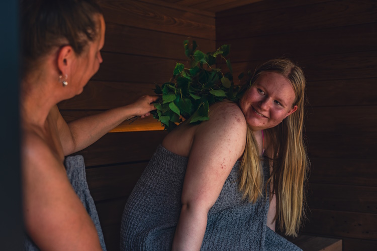 La Kirami FinVision® -sauna ideata per essere accogliente e pratica | Saune da esterno