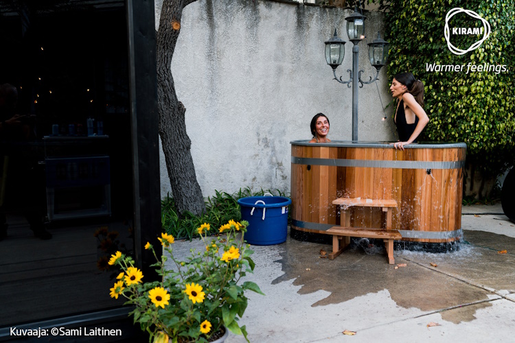 Chiunque lo volesse poteva anche provare la sauna, la doccia e la tinozza, e sono stati tantissimi a volerle mettere alla prova! | Kirami
