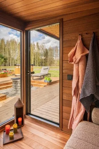 Kirami FinVision® -lounge M Misty - il vostro Annex in cortile.