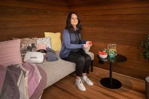 Kirami FinVision® -lounge M Misty - in una mini vacanza nel tuo giardino.