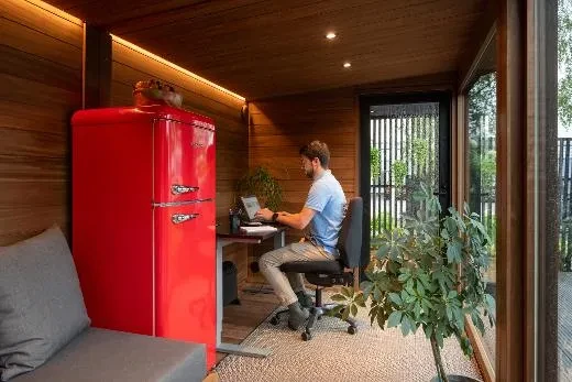 Spazio di lavoro da remoto in mezzo alla natura | Kirami FinVision® -lounge XL Misty