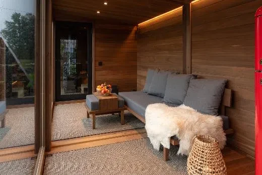 Kirami FinVision® -lounge XL, una spaziosa sala relax