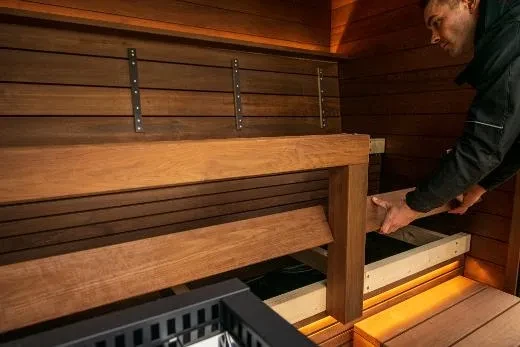 Kirami FinVision® -sauna M Misty - moderna sauna all'aperto.